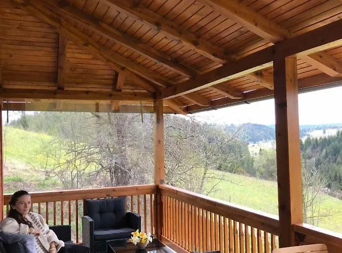 度假居 Imanje Mir *